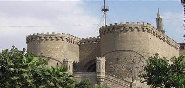 بحث عن قلعة صلاح الدين الايوبي doc